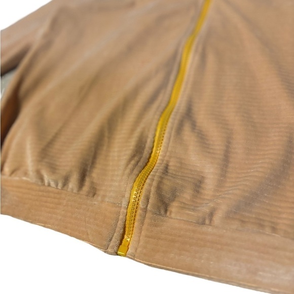 CBR Exclusive Selection Ribbed Color Block Jacket - Picture 3 of 6